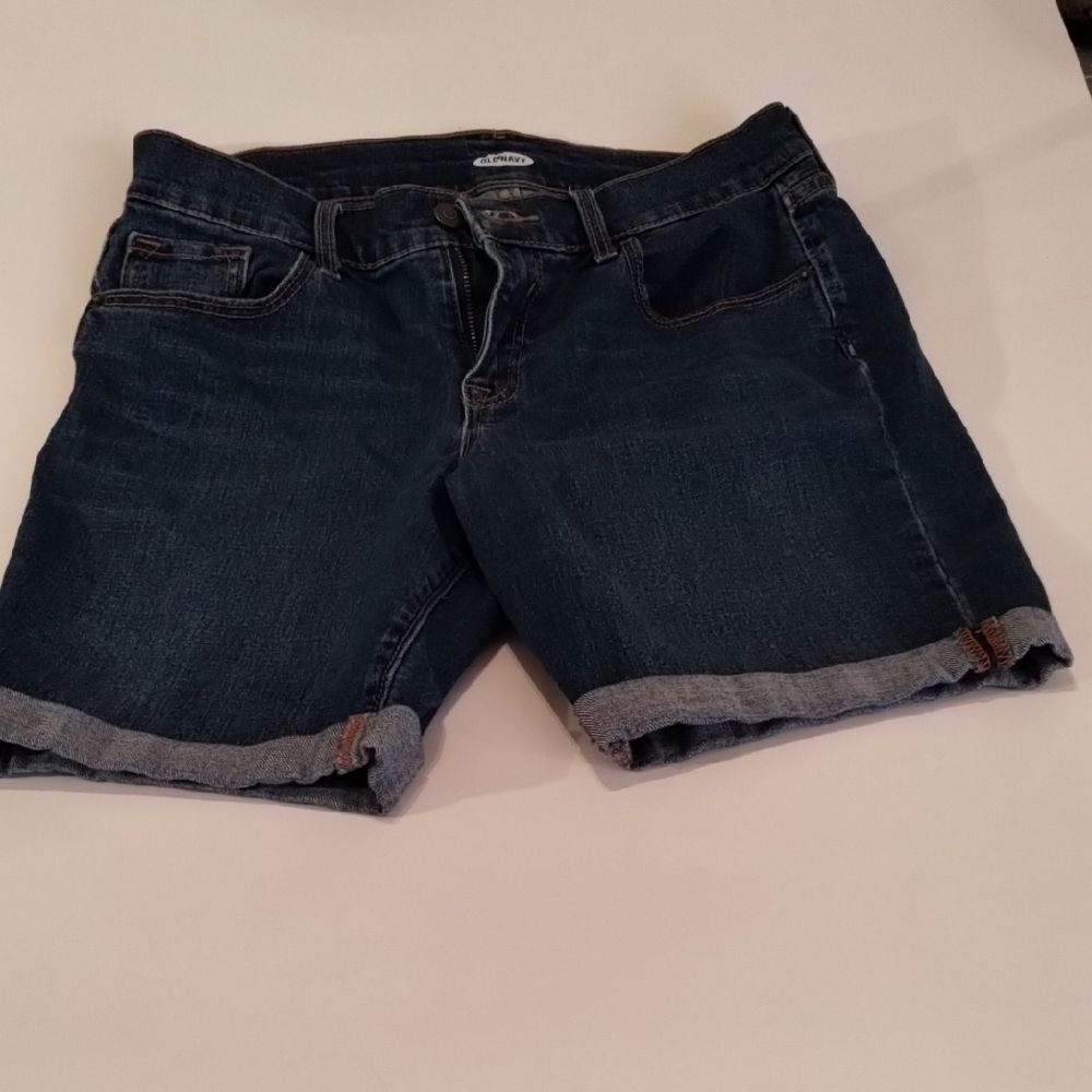 Old Navy Mid-Thigh Cuffed Denim Shorts - Blue - Size 4